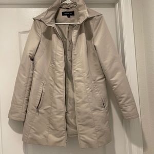 Jones New York raincoat